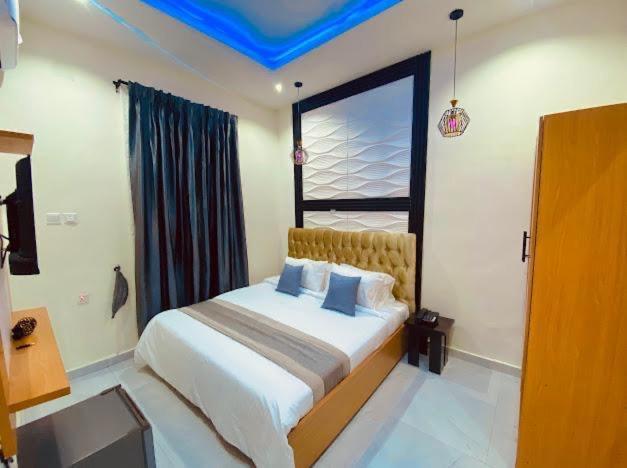 West Wing Hotel Лагос Экстерьер фото