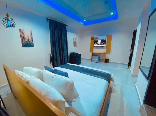 West Wing Hotel Лагос Экстерьер фото