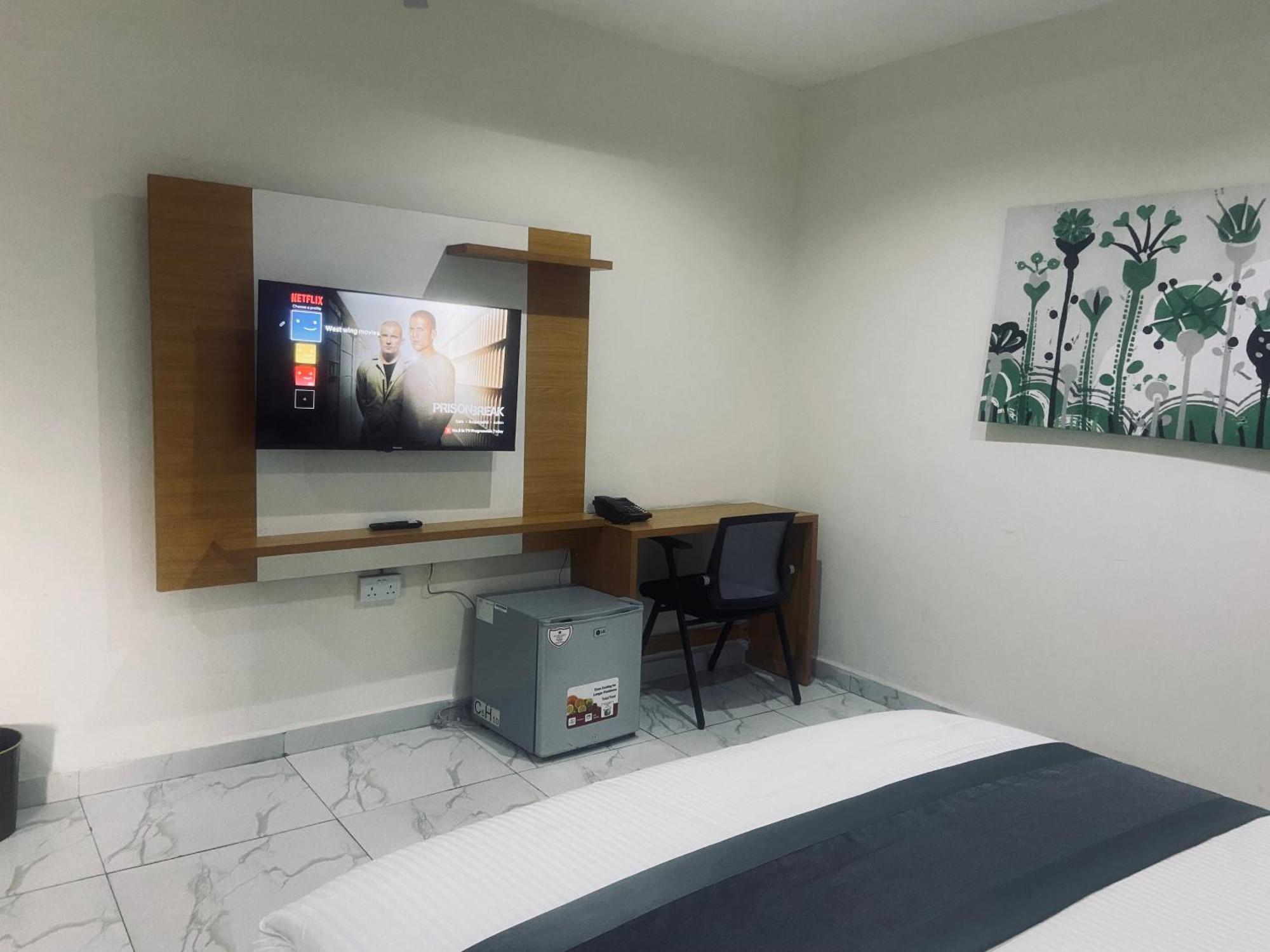 West Wing Hotel Лагос Экстерьер фото